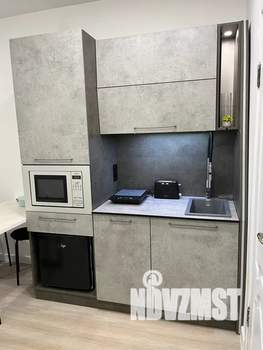 Студия квартира, посуточно, 15м2, 1/10 этаж