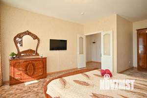 1-к квартира, посуточно, 42м2, 7/22 этаж