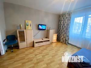 1-к квартира, посуточно, 42м2, 4/10 этаж