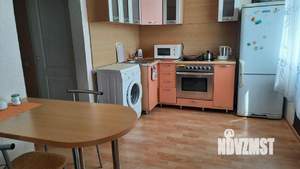 1-к квартира, посуточно, 42м2, 1/1 этаж