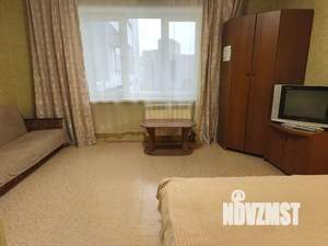 1-к квартира, посуточно, 35м2, 3/17 этаж