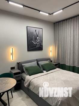 Студия квартира, посуточно, 32м2, 15/24 этаж