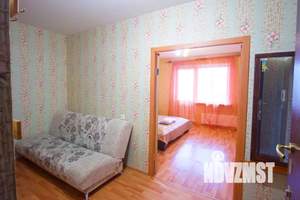 1-к квартира, посуточно, 42м2, 7/10 этаж