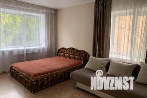 1-к квартира, посуточно, 38м2, 3/5 этаж