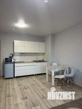 Студия квартира, на длительный срок, 33м2, 2/17 этаж