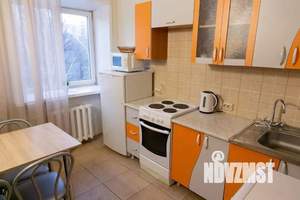 2-к квартира, посуточно, 48м2, 1/1 этаж