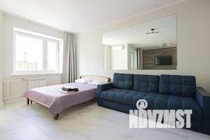 1-к квартира, посуточно, 42м2, 12/17 этаж