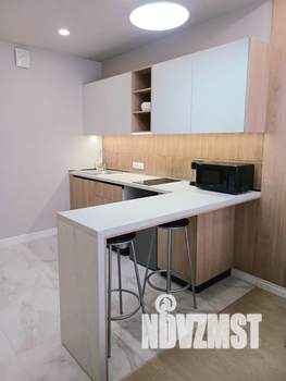 Студия квартира, посуточно, 31м2, 12/18 этаж