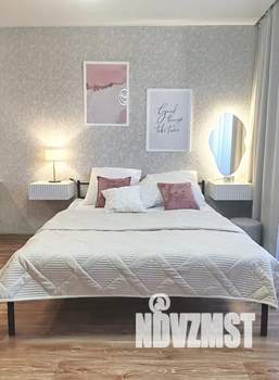 Студия квартира, посуточно, 36м2, 10/17 этаж