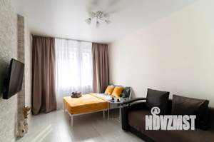 1-к квартира, посуточно, 40м2, 6/19 этаж