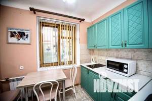 3-к квартира, посуточно, 75м2, 2/5 этаж
