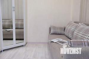 1-к квартира, посуточно, 36м2, 1/1 этаж