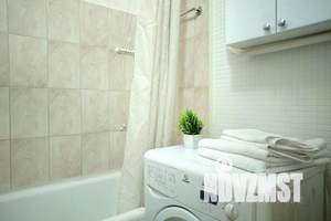 1-к квартира, посуточно, 40м2, 1/8 этаж