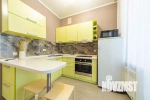 1-к квартира, посуточно, 40м2, 3/23 этаж