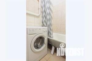 1-к квартира, посуточно, 38м2, 8/10 этаж