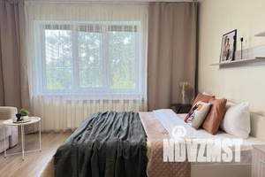 1-к квартира, посуточно, 40м2, 1/8 этаж
