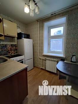 1-к квартира, посуточно, 32м2, 3/6 этаж