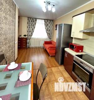 1-к квартира, посуточно, 53м2, 1/1 этаж