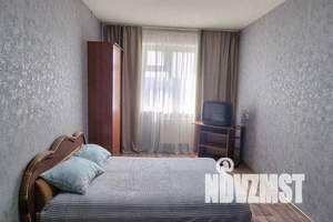 1-к квартира, посуточно, 35м2, 10/10 этаж