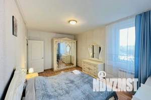 2-к квартира, посуточно, 80м2, 9/25 этаж