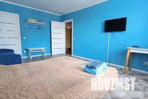 1-к квартира, посуточно, 38м2, 8/10 этаж