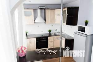 Студия квартира, посуточно, 38м2, 6/9 этаж