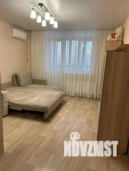 1-к квартира, посуточно, 41м2, 16/25 этаж