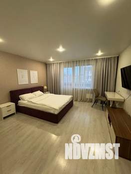 1-к квартира, посуточно, 42м2, 9/10 этаж