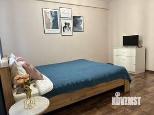 Студия квартира, посуточно, 33м2, 5/17 этаж