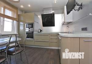 1-к квартира, посуточно, 42м2, 7/10 этаж