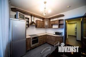 2-к квартира, посуточно, 75м2, 1/1 этаж