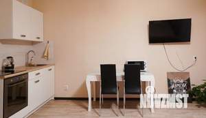 Студия квартира, посуточно, 35м2, 14/25 этаж