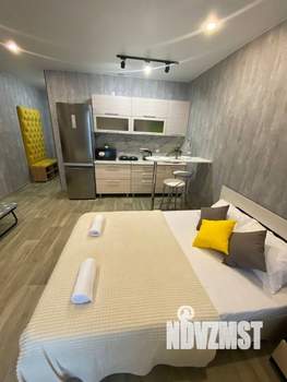 Студия квартира, посуточно, 35м2, 8/9 этаж