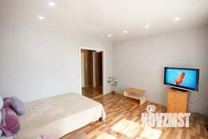 1-к квартира, посуточно, 32м2, 4/10 этаж