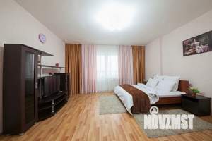 1-к квартира, посуточно, 42м2, 6/10 этаж