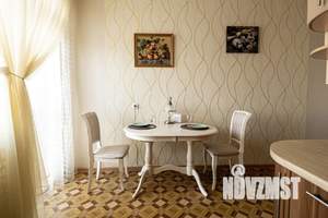 1-к квартира, посуточно, 42м2, 16/25 этаж