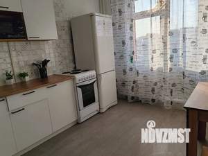 1-к квартира, посуточно, 35м2, 8/16 этаж