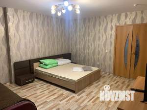 1-к квартира, посуточно, 46м2, 3/10 этаж
