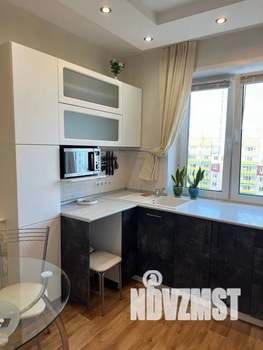 1-к квартира, посуточно, 35м2, 9/14 этаж