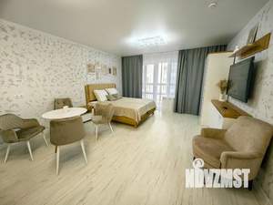 Студия квартира, посуточно, 37м2, 3/17 этаж