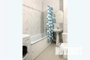 1-к квартира, посуточно, 36м2, 15/25 этаж