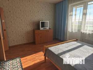 1-к квартира, посуточно, 42м2, 8/10 этаж