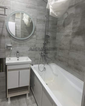 1-к квартира, на длительный срок, 46м2, 8/17 этаж