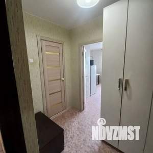 Студия квартира, посуточно, 27м2, 13/16 этаж