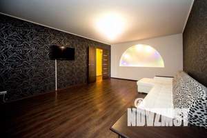 2-к квартира, посуточно, 75м2, 9/10 этаж