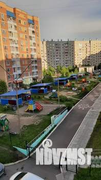 1-к квартира, посуточно, 42м2, 4/10 этаж