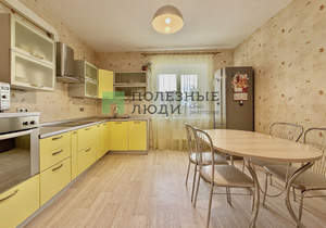 3-к квартира, вторичка, 100м2, 9/9 этаж