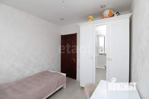 4-к квартира, вторичка, 82м2, 8/10 этаж