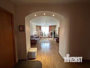 4-к квартира, вторичка, 93м2, 2/6 этаж