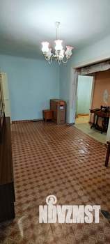 2-к квартира, вторичка, 43м2, 1/5 этаж